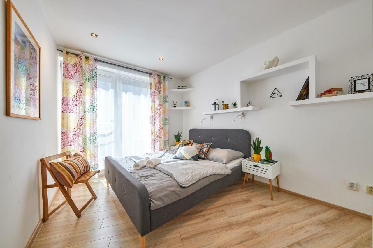 Pineapple Apartment 브라티슬라바 외부 사진