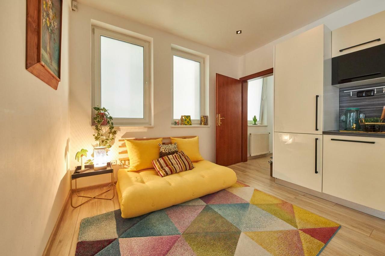 Pineapple Apartment 브라티슬라바 외부 사진